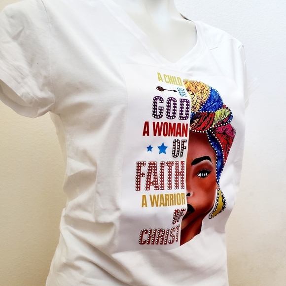 Women "A Child Of God" Graphic White V-Neck T-Shirt Print Size XL - Picture 4 of 7